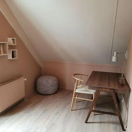 Casa de Férias Nordic Zen Wellness Met Hottub & Sauna Ewijk