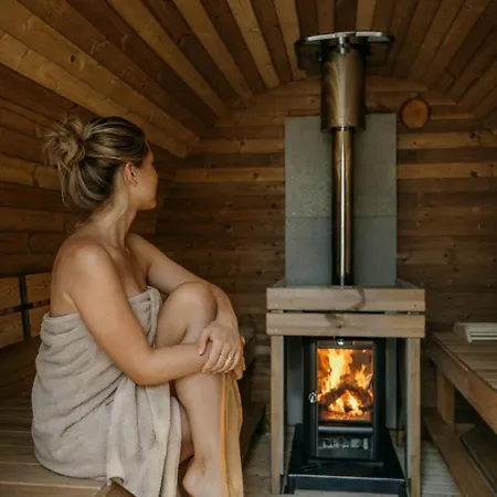 Nordic Zen Wellness Met Hottub & Sauna Casa vacanze Ewijk