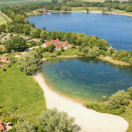 Nordic Zen Wellness Met Hottub & Sauna