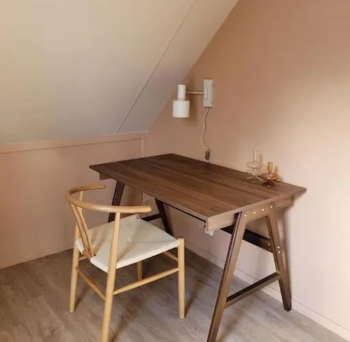 Nordic Zen Wellness Met Hottub & Sauna *