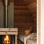 Prázdninový dům Nordic Zen Wellness Met Hottub & Sauna *