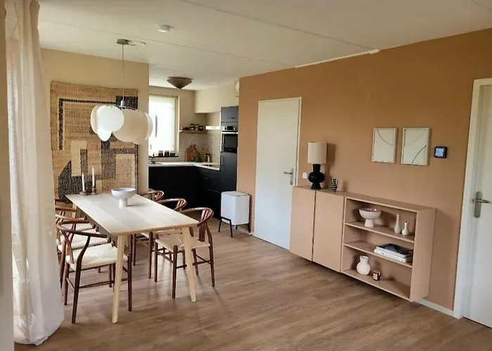 Nordic Zen Wellness Met Hottub & Sauna Nyaraló