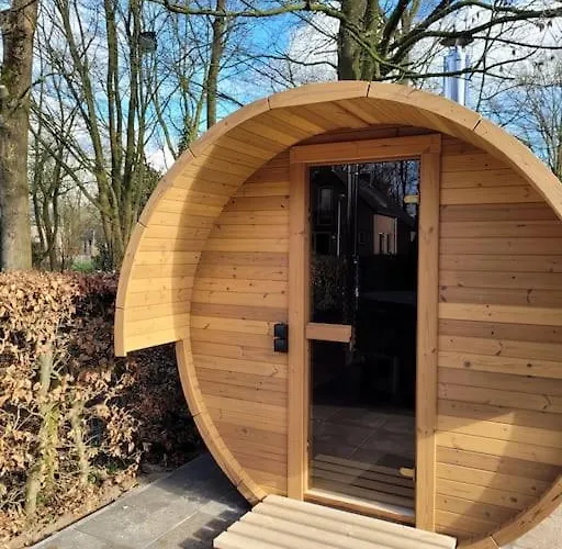 Nyaraló Nordic Zen Wellness Met Hottub & Sauna Ewijk